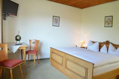 Landhaus Lederer - Doppelzimmer Nr. 8