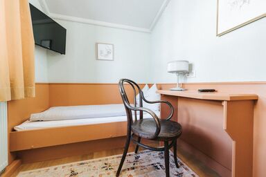 VILLA OXA - Einzelzimmer mit Dusche, WC