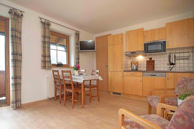 Bauernhof Lamplhof - Familie Planer - Lamplhofsuite/1 Schlafr./DU/Whirlbad,