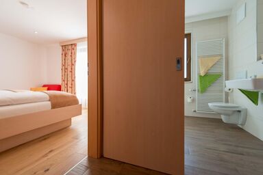 Stampferhof - Doppelzimmer Hühnerstall 105/205