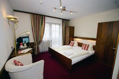 Pension Heidi - Doppelzimmer mit Dusche,WC,Balkon