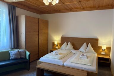 Pension Jägerhof - Dreibettzimmer