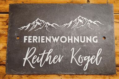 Haus Luzia - Dachgeschoss Appartement "Reither Kogel"