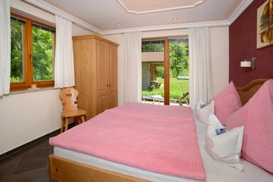 Haus Florian - Zwei-Raum-Ferienwohnung Enzian