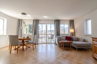 Ferienwohnungen Tivoli - Appartement Nr. 25, 56qm, Wohn/Schlafraum, Balkon mit herrlicher Aussicht