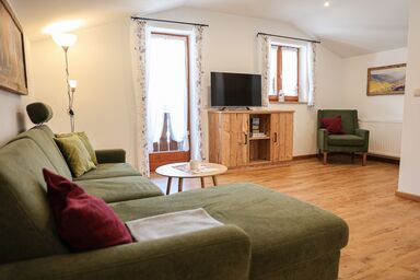 Gästehaus Hillebrand - FeWo Nr. 3  Watzmann für 2-4 Pers., ca. 85 m², 1 Schlafzimmer, Wohnraum mit Küche, Balkon