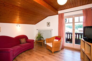 Stachl-Hof - Chiemgau Karte - Ferienwohnung für 4 Personen mit Balkon, 2 Schlafzimmer, 70 m²