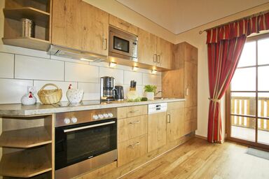 Cafe Wastelbauerhof - Urlaub auf dem Bauernhof - Ferienwohnung Seerose für 1-5 Personen (75 qm, OG)