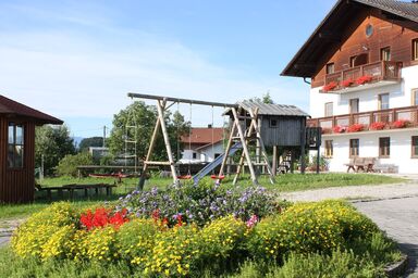 Petersimmerhof - Ferienwohnung Bergblick für 2 Erwachsene und 2 Kinder, Balkon, 60 qm