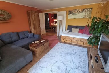 Evas Ferienwohnung - Evas gemütliche Ferienwohnung mit Blick in die Berge, 60qm, 1 Schlafzimmer, Balkon