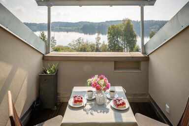 Lebensart am See - Loggia, 42 qm Dachgeschoss, Wohn-/Schlafraum kombiniert