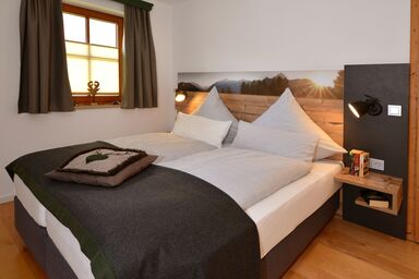 Apartment Alpenhip - 5-Sterne Apartment mit Balkon und Blick auf die umliegende Bergwelt