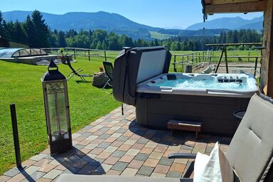 Ferienwohnung am Wirtshof - Ferienwohnung Abendsonne, 43 m², Terrasse und Balkon, Pool & Whirlpool