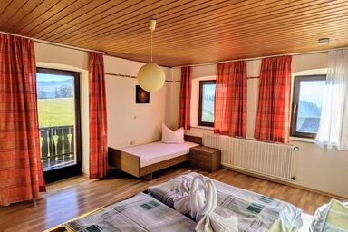 Ferienwohnungen am Arber  - Haus Osser - - Balkonwohnung Nr.3