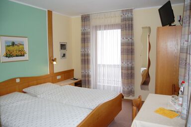 Gästehaus Fidelis - Doppelzimmer mit Balkon