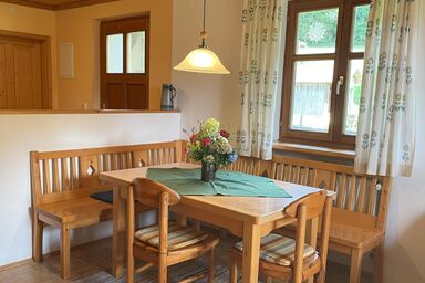 Balsnhof - Ferienwohnung Almwiese (60qm) mit Balkon und zwei Schlafzimmern