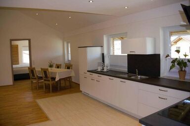 Ferienwohnung Hohenbogen - Schöne, neue Ferienwohnung (60 qm) für 4 Personen