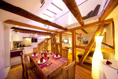 Ferienhaus "die710" - Ferienhaus "die710" mit Whirlwanne und Balkon