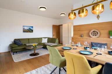 Family Nest Goldeck & See - Family Nest Goldeck & See .1
