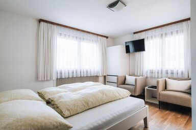 Gästehaus Apartments Lässer - Doppelzimmer weiss