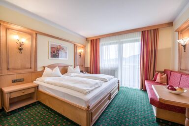 Hotel Riedl - Komfort-Doppelzimmer Kat. A1 Zahmer Kaiser