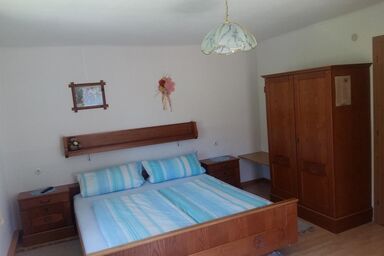 Gästehaus Hanser - Doppelzimmer, Dusche, WC, Balkon