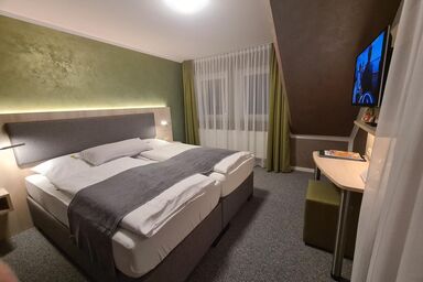 Verwöhn Pension Wiesengrund - Doppelzimmer, Dusche, WC, Nichtraucher