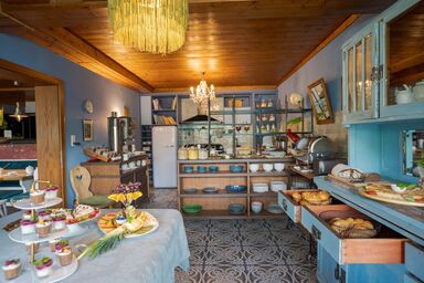 VILLA OXA - Dreibettzimmer mit Dusche, WC