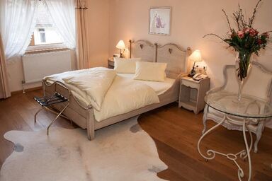 Hotel Garni App.Ilgerhof - Praschberger KG - Doppelzimmer, Dusche, WC, 1 Schlafraum