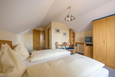 Postl´s Hirschbirnhof - Doppelzimmer Nr. 8 St. Anna