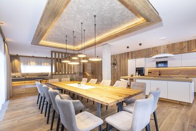 Central - Holiday Resort Flachau - Central Chalet Deluxe (1-16 Pers./5 SZ, 5 Bäder)