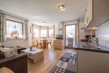 Landhaus Praxmarer - Appartement Edelweiss