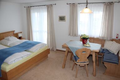 Gästehaus Lingl Ferienwohnungen - Wohnung Nr. 2 - Hirschberg