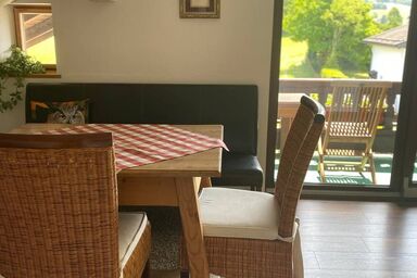 Ferienwohnung Bergzeit - Zollner Priska - Breitenstein