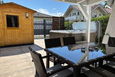 Ferienhaus Andrea mit Whirlpool und Sauna