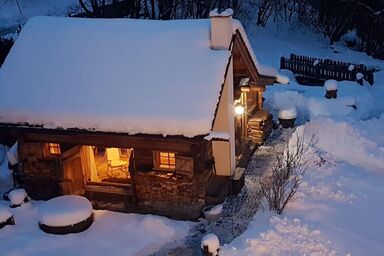 Romantikhütte mit eigenem Garten