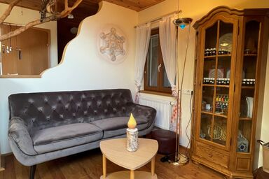 Ferienwohnung mit privatem Naturschwimmteich - Ferienwohnung mit direktem Zugang zum Garten