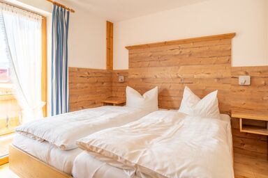 Gästehaus Hagen - Unterberg- 2-Raum-Ferienwohnung 40qm, DU/WC, Extra-Schlafzimmer, Küche, Balkon