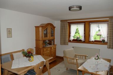 Haus Huber, Benjamin Huber - Ferienwohnung 2, bis 5 Personen, 80 qm, 2 Schlafzimmer, Balkon