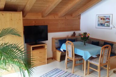 Ferienwohnung Gasteiger - Ferienwohnung, 2-5 Personen, 70qm, 1 Schlafzimmer, , 2 Balkone