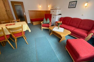 Gästehaus Bavaria inkl. Chiemgaukarte - Fewo Typ B 4, 52qm, Balkon, Kochnische, 1 Schlafzimmer, 1 Wohnzimmer, WLAN