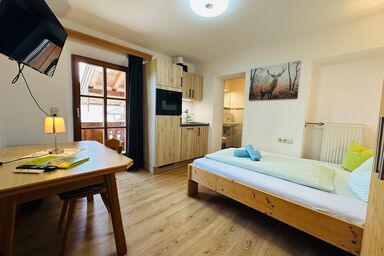 Ferienwohnung Beim Raffner - Appartement Kienberg 17 qm, kleiner Balkon, Kochnische, 1 Wohnschlafraum, 1 P.