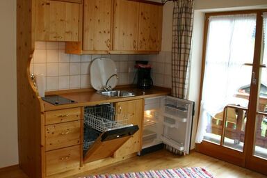 Oberaschenauer-Hof inkl. Chiemgaukarte - Ferienwohnung 48qm, Balkon, Kochnische, 1 Schlafzimmer, 1 Wohnschlafz., 2 Per.