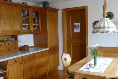 Ferienwohnung Rötzer - Ferienwohnung- 5 Personen, 120qm,  2 Schlafzimmer, Ostbalkon, Kamin
