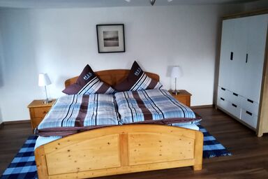 Ferienwohnung Gärtner - Gemütliche Ferienwohnung in Flintsbach mit Blick zum Petersberg, 85 qm, bis 4 Personen
