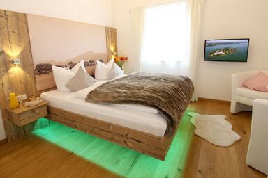 Haus Chiemsee-Blick - Ferienwohnung Fraueninsel mit 75qm
