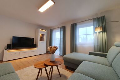 Ferienwohnungen Winkler in Bischofswiesen - Ferienwohnung Göllblick, 72m², 1-5 Pers. 2SZ, DU/WC, Balkon