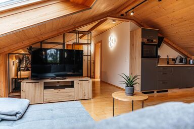 Landhausvilla Watzmannblick - Apartment Watzmannblick im Dachgeschoss mit Balkon