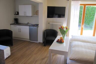 Pension Sonnengrund - Doppelzimmer mit Küchenzeile und Schlafcouch