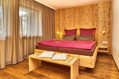 Romantik am Hof im STERN - Sternzauber Suite Sokki (Balkon)